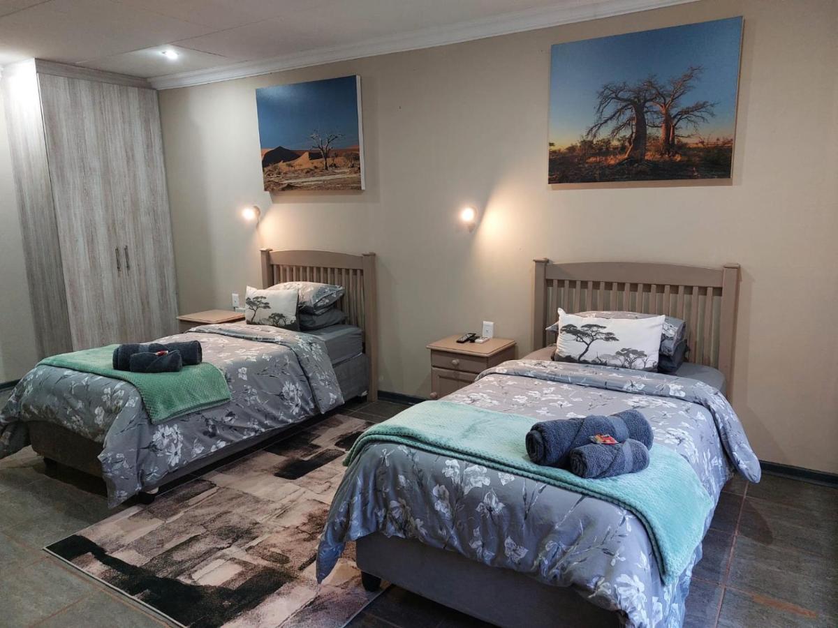 Wisteria Lane Guesthouse Postmasburg Ngoại thất bức ảnh