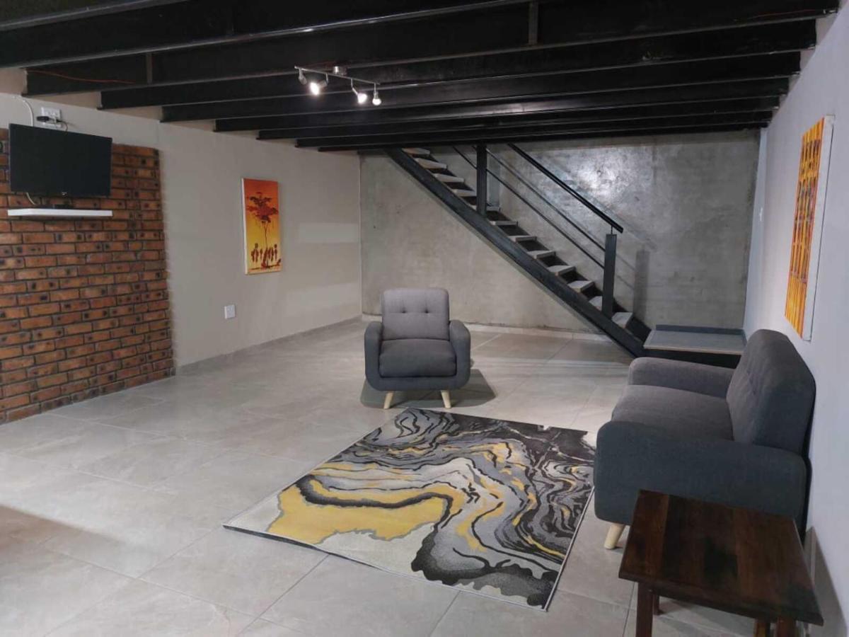 Wisteria Lane Guesthouse Postmasburg Ngoại thất bức ảnh