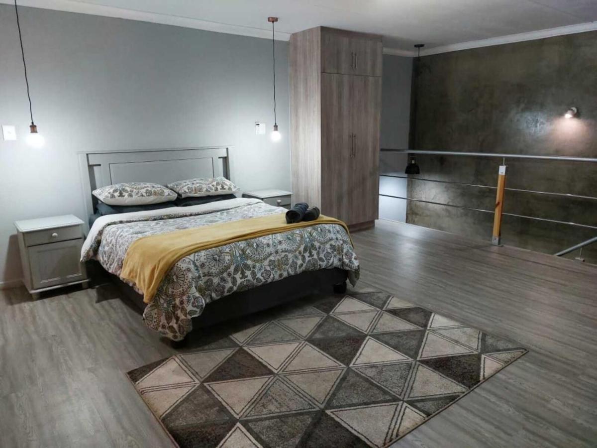 Wisteria Lane Guesthouse Postmasburg Ngoại thất bức ảnh